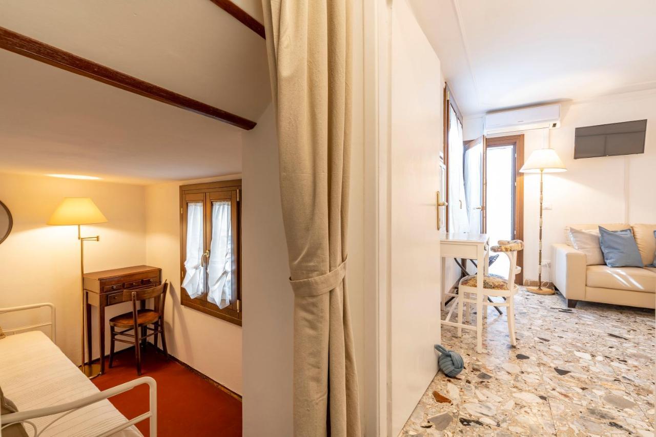 Appartamento Ai Miracoli Veneza Exterior foto